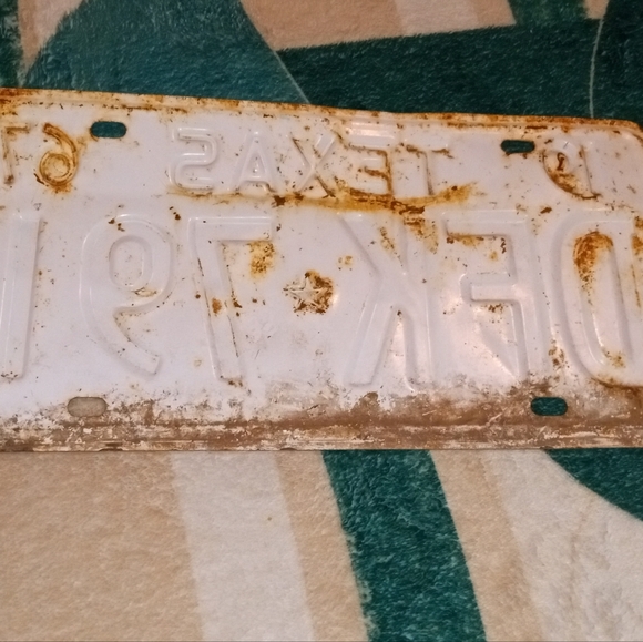 1967 Texas License Plate # DFK 791 White And Black. - Picture 4 of 4